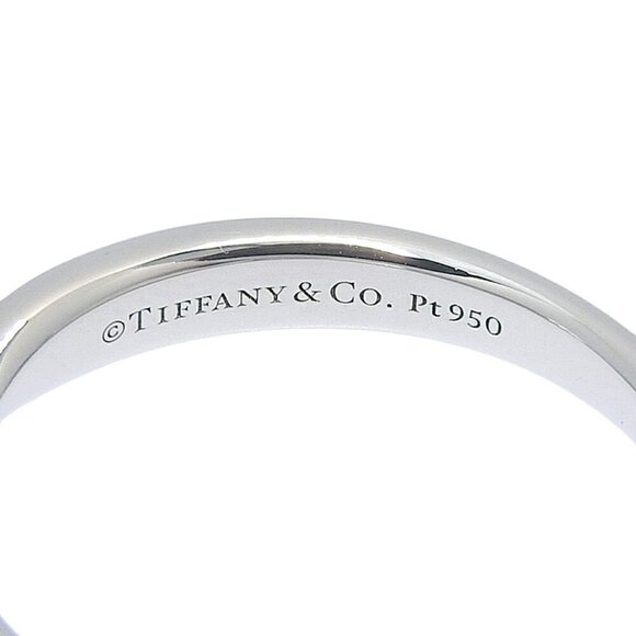 TIFFANY & CO. Platinum Ring - Picture 2 of 5